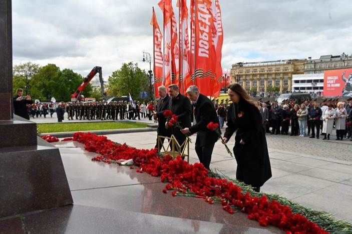 image005.jpg image005.jpg