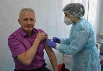 Маршалко вакцинируют Маршалко вакцинируют