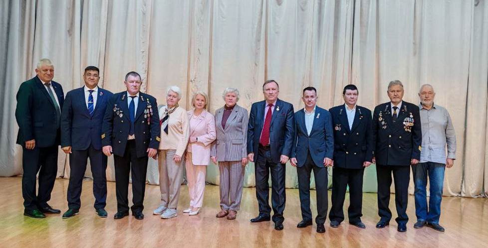 image015.jpg image015.jpg