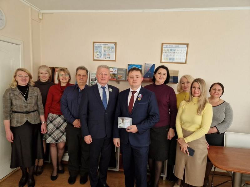 image015.jpg image015.jpg