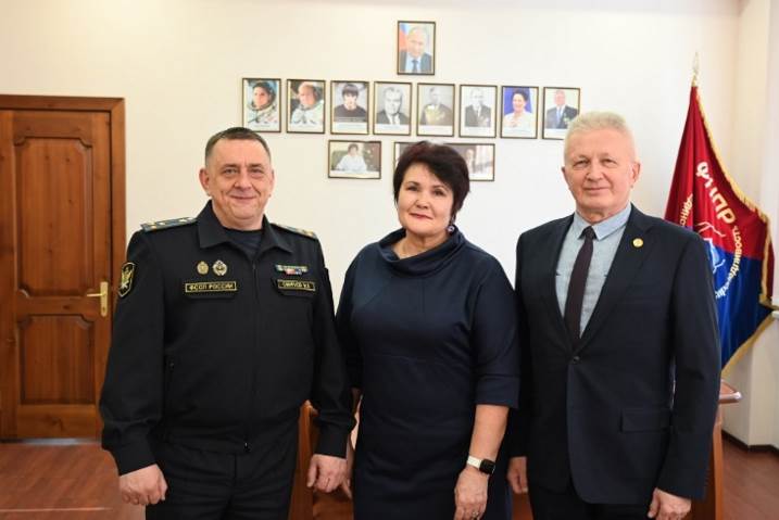 image013.jpg image013.jpg