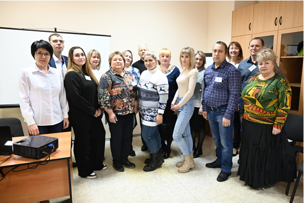 Участники вместе с Е.Богдановой.png Участники вместе с Е.Богдановой.png